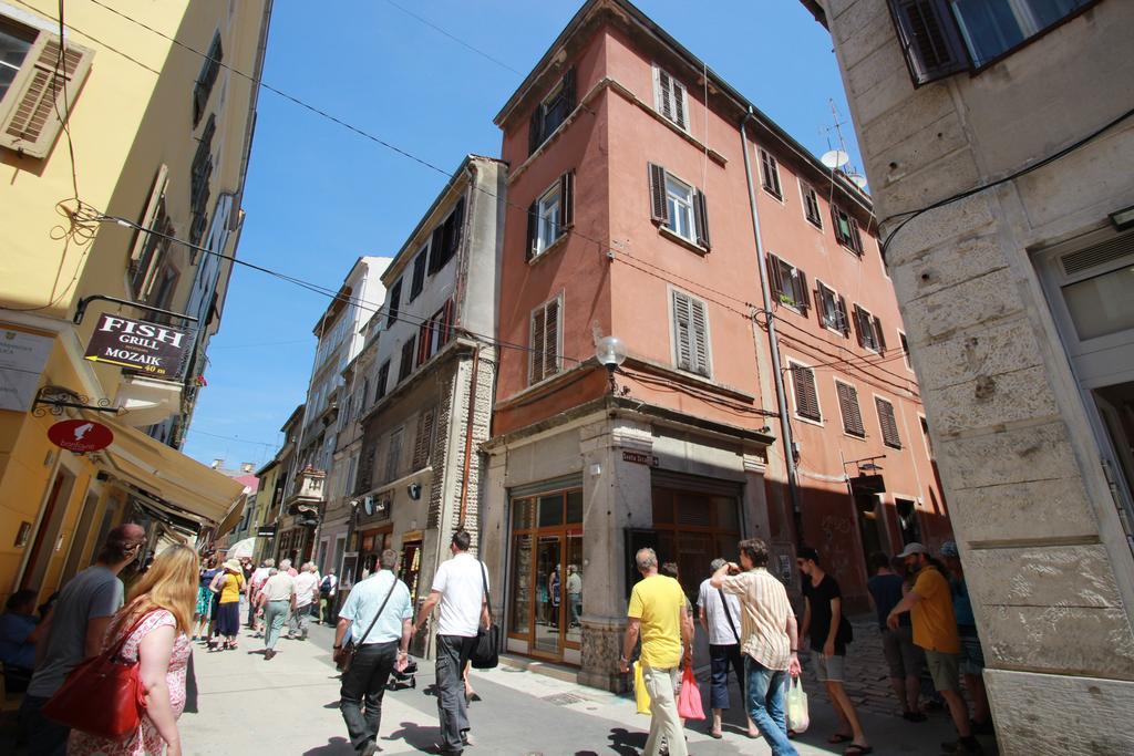 Top Center Rooms & Studio Pula Exterior foto