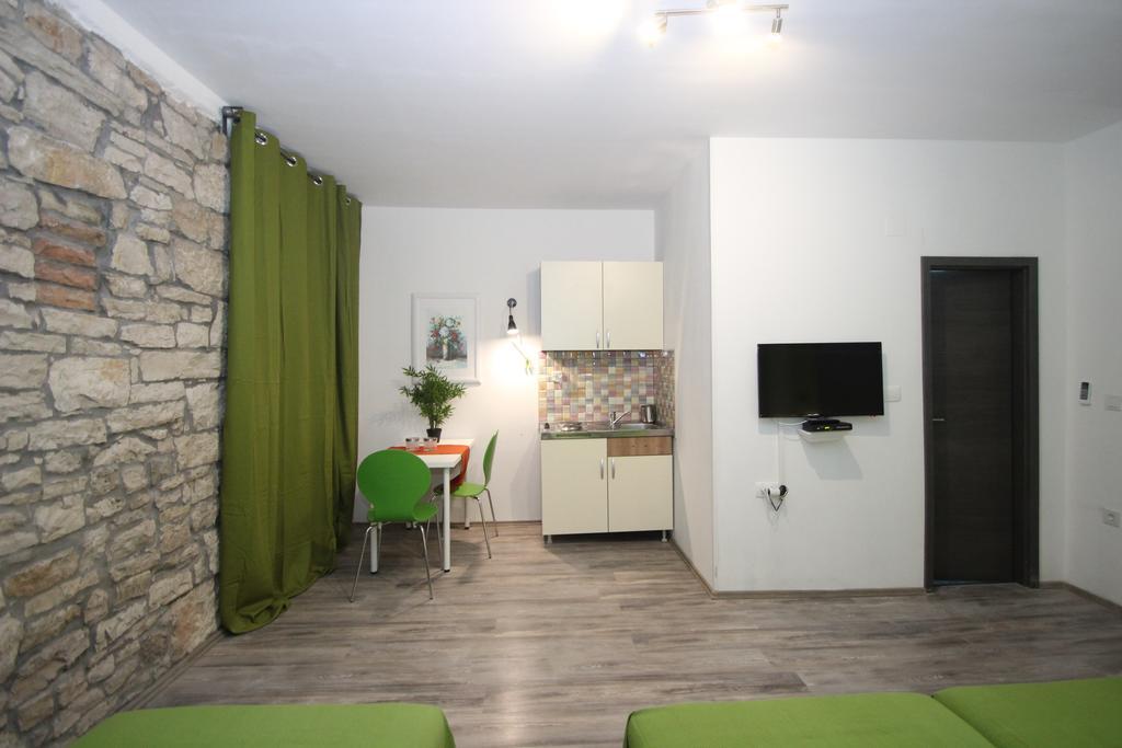 Top Center Rooms & Studio Pula Exterior foto